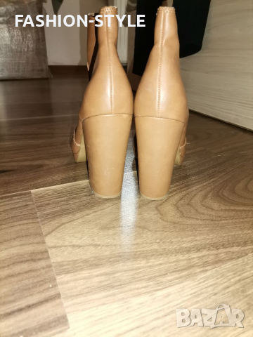 Обувки , снимка 5 - Чанти - 36278529