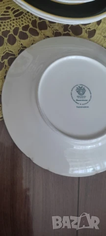 Обща цена 20 лева за 9 броя чинии* Чинии от серията "Фермерско цвете"* Вилерой и Бох , снимка 8 - Чинии - 50752375