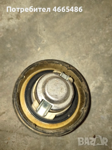 Капачка резервоар Мерцедес дизел, снимка 2 - Аксесоари и консумативи - 53066037