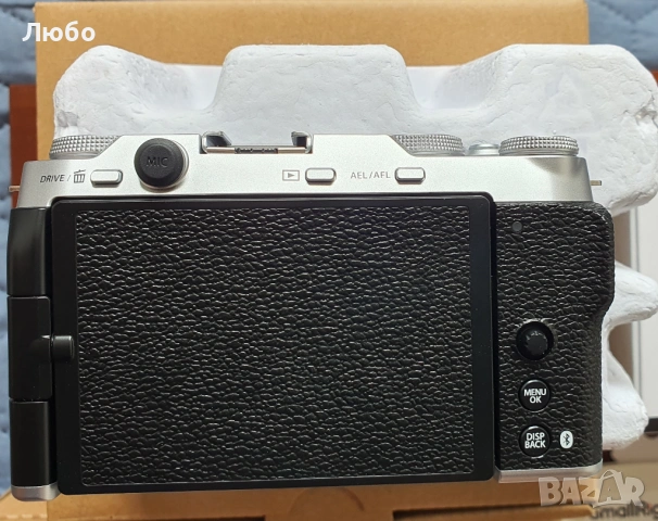 Fujifilm X-M5 , 26.1MP, 6.2K ( тяло ) – Нова (Silver), снимка 2 - Фотоапарати - 53586389