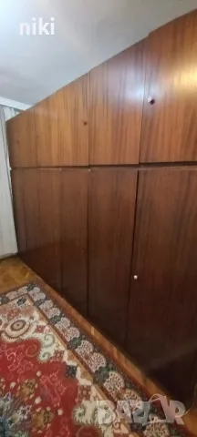 хубав масивен голям шeсткрилен гардероб., снимка 2 - Гардероби - 48758835