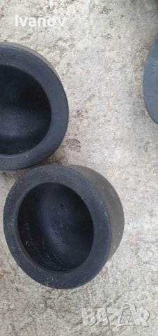 Задни гумени капачки за задни амортисьори бмв е32 е34 Sound insulating shock absorber 51481969748, снимка 7 - Части - 42201707