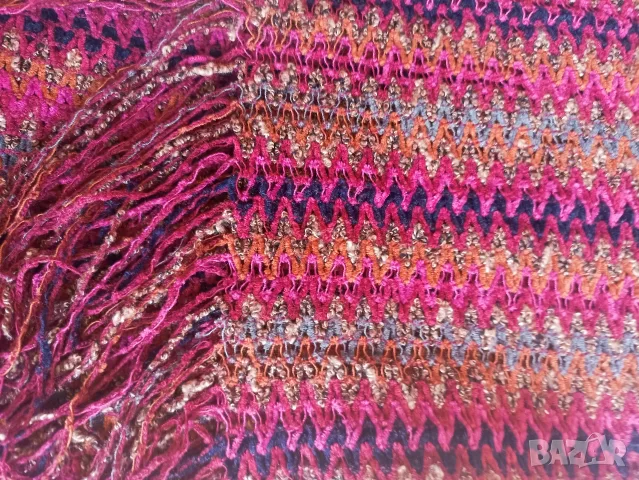 Дамски шал Missoni, снимка 12 - Шалове - 56361312
