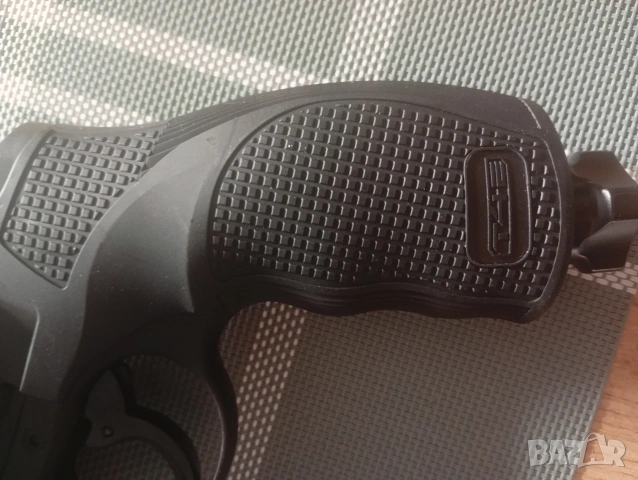 Въздушен револвер Umarex T4E TR 50L Gen2 с лазер, снимка 4 - Въздушно оръжие - 53139881