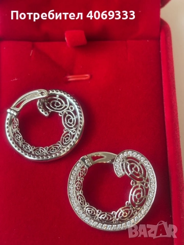 Обеци от бяло 18к злато “Valentin” ⚖️7.59гр С монтирани 96 бр 💎💎💎, снимка 6 - Обеци - 51747992