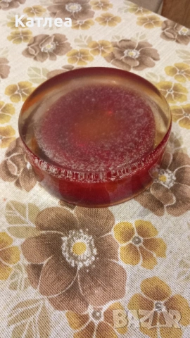 Пепелник червено стъкло, снимка 4 - Други стоки за дома - 53701835