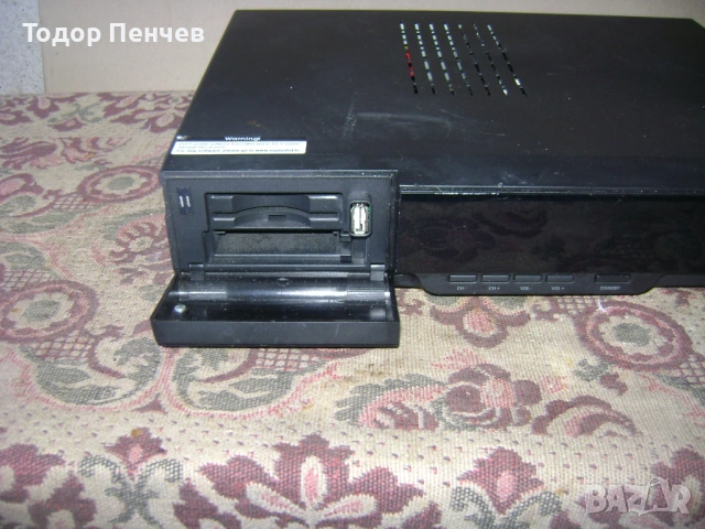 HD Сателитен приемник с линукс - VU+ Uno, снимка 3 - Приемници и антени - 53644459