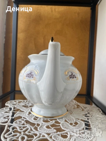 Златната и нежна Изида🫶 Голям чайник-29/20 см с чучур и капак Има едно зацапване от златната боя , снимка 5 - Други - 53480741