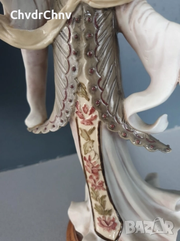 Capodimonte Belcari статуетка резин 35см/Каподимонте италианска фигура на гейша, снимка 5 - Статуетки - 52896803