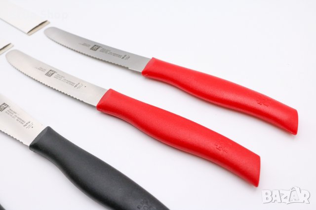 Ножове Zwilling J. A. Henckels AG е немски производител, снимка 5 - Прибори за хранене, готвене и сервиране - 35718837