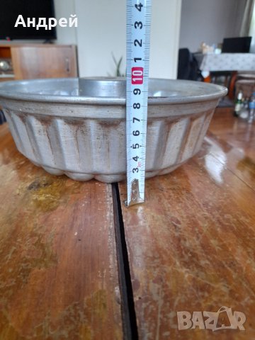 Стара алуминиева форма за кекс #15, снимка 2 - Други ценни предмети - 44244172