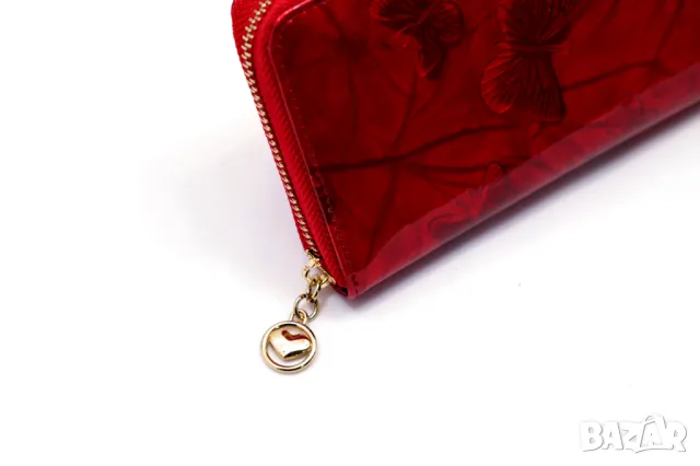 Красиво портмоне с релефни пеперуди., снимка 6 - Портфейли, портмонета - 36447060