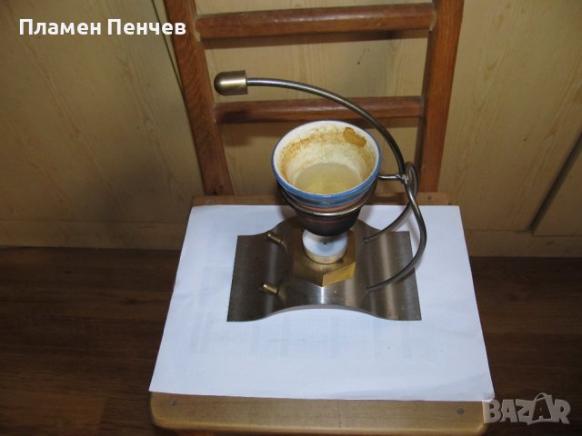 Метална стойка с  чаша - ароматизатор, снимка 2 - Арт сувенири - 39927397