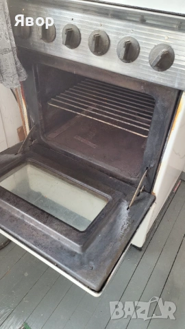 Готварска печка , снимка 5 - Печки, фурни - 53498011