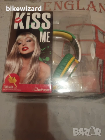 Kiss me Жични слушалки НОВИ