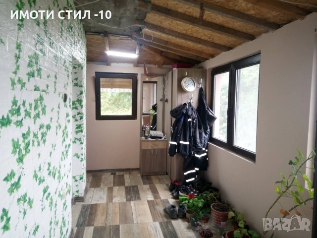 ПРОДАВА ТУХЛЕНА ВИЛА НА ПЛОЧА ДО ДИВИЗИОННА БОЛНИЦА, снимка 4 - Къщи - 52536515