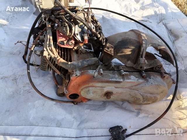 Веспа 50 4т и 50 2т, снимка 7 - Мотоциклети и мототехника - 36107083