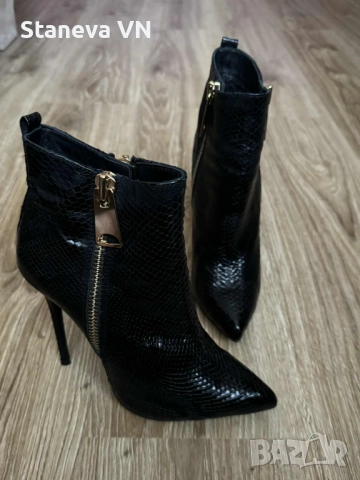 Боти PIER LUCCI, естествен лак, отлично състояние, р-р 38, снимка 2 - Дамски боти - 52788317