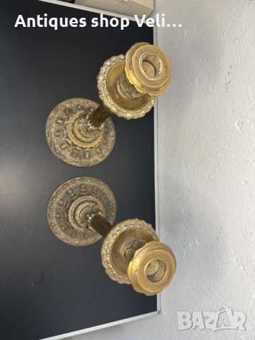 Чифт бронзови свещници №7058, снимка 2 - Антикварни и старинни предмети - 50700513