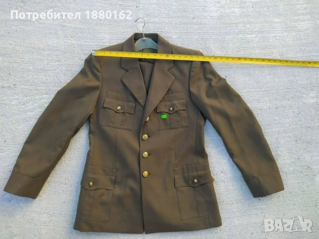 Парадни униформи , снимка 2 - Антикварни и старинни предмети - 52222712