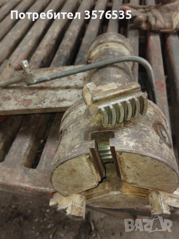 Масивен шпиндел с патронник 125 мм и КЛЮЧ – за струг или шмиргел, снимка 4 - Стругове - 53751883