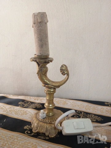 Винтидж настолна лампа 