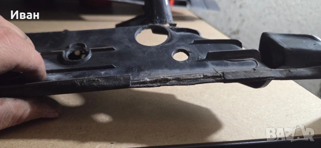 VW Golf 3 пластмаси под прозореца, снимка 3 - Части - 53421907