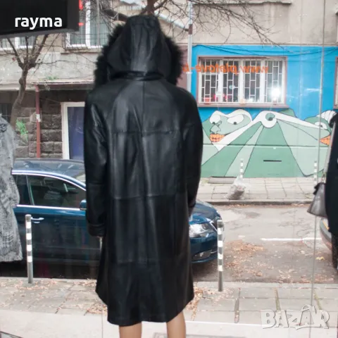 Vera Pelle Италия дамско черно палто с качулка от лицева естествена кожа, снимка 4 - Якета - 48236228