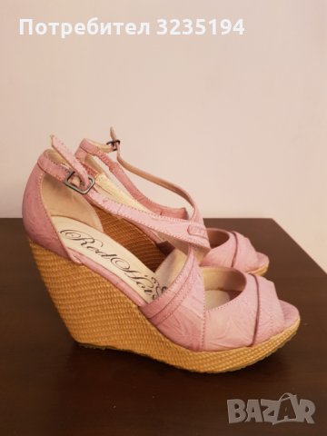 Red Hot розови сандали, снимка 2 - Дамски ежедневни обувки - 34849124