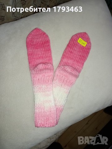 Ръчно плетени детски чорапи, снимка 1 - Чорапи - 38703752
