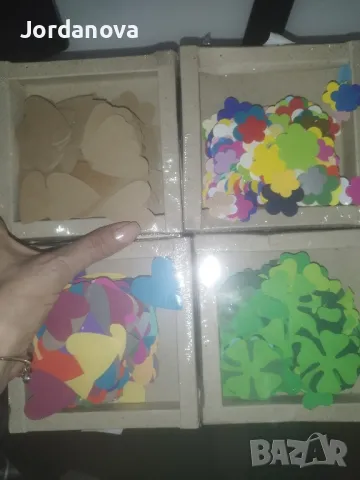 Хартиени елементи за картички, приложни изкуства 