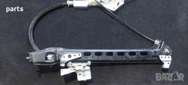 Заден Десен Стъклоповдигач Мерцедес CLS W219 , снимка 3 - Части - 50338718
