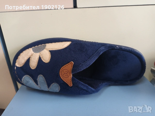 Дамски домашни чехли , снимка 2 - Чехли - 53678956