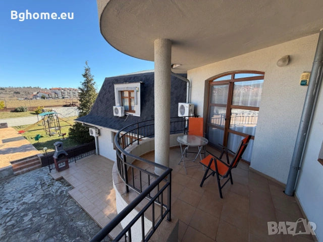 Просторен тристаен апартамент с гледка към басейна в комплекс Nessebar View, Кошарица, снимка 17 - Апартаменти - 53839942