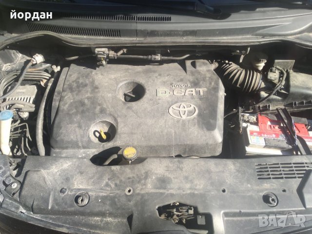Тойота Корола версо 2.2 д-кат 177 коня само на части, снимка 12 - Автомобили и джипове - 34276019