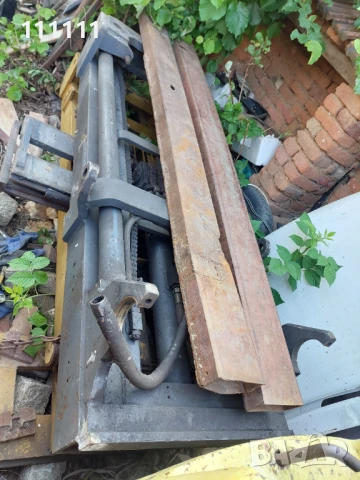 Мотокарна мачта голяма Триплекс Висока 2м.  С изравнител  става за закрити помещения  , снимка 6 - Други машини и части - 50498962