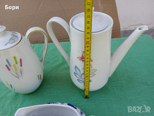 Стари порцеланови чайници и сосиера, снимка 9 - Аксесоари за кухня - 36242551