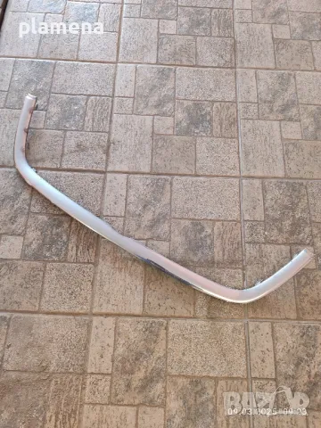 Продавам,предни лайсни за Vw Touran 