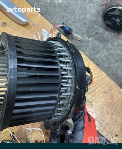 Peugeot 307 2.0hdi  ,радиатори и клапи парно, снимка 5 - Части - 40559186