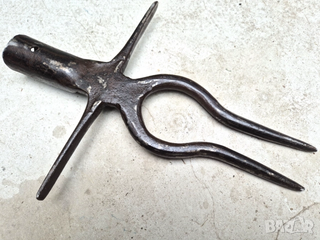 Старо ковано земеделско  сечиво, снимка 3 - Други инструменти - 51485011
