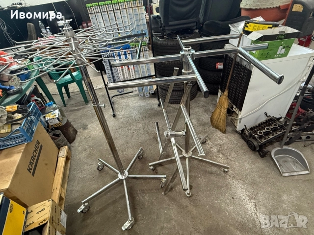 Щендери, снимка 2 - Стелажи и щандове - 52661322