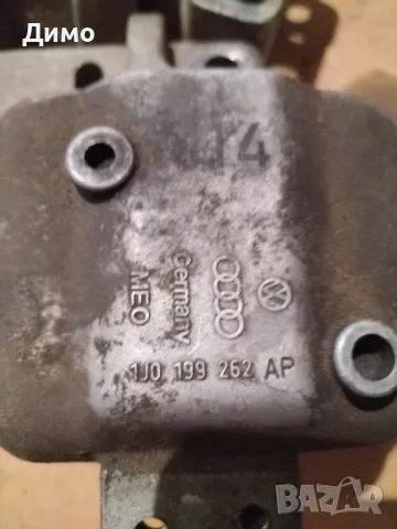 тампон двигател ауди а3 8л Audi a3 8l , снимка 3 - Части - 48267658
