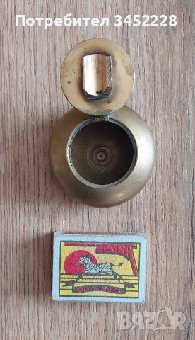 кутийка пепелник ретро от бронз за ценители , снимка 7 - Антикварни и старинни предмети - 52973311