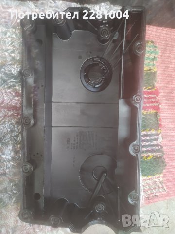 Ауди а4 б6 капак клапани, снимка 2 - Части - 40063058