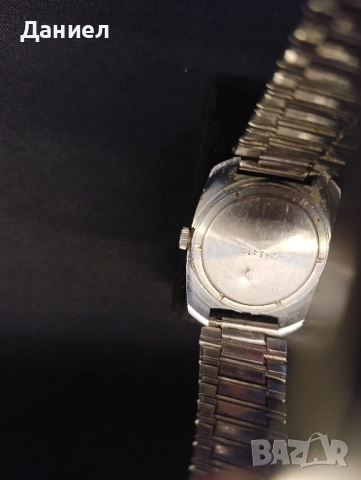 Съветски часовник Восток, снимка 3 - Антикварни и старинни предмети - 51782298