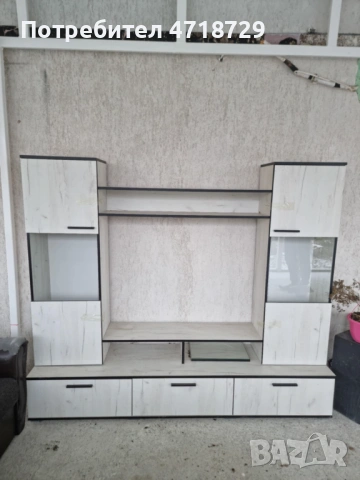 Продавам секция, снимка 2 - Секции и витрини - 53220194