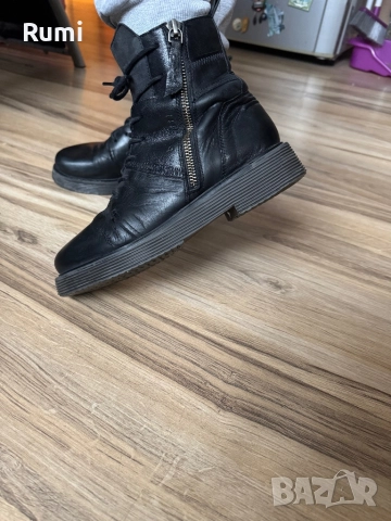 Оригинални дамски боти ест. кожа Bugatti! 37 н, снимка 5 - Дамски боти - 52242231