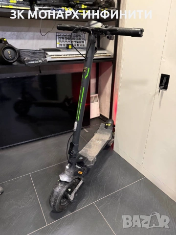 Електрическа тротинетка Lamborghini ALEXT/+зарядно/липсва копче за гъзта