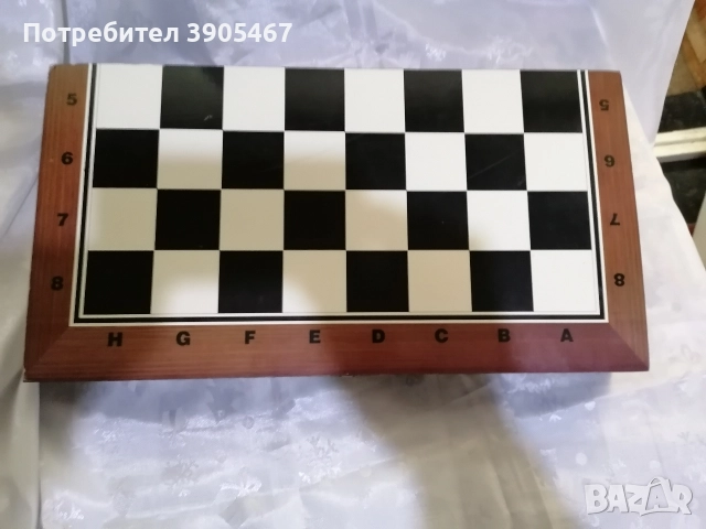 Голяма дървена шах-табла 48х48 см