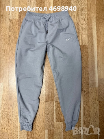 Комплект NIKE дамски, размер С, снимка 6 - Спортни екипи - 52969717